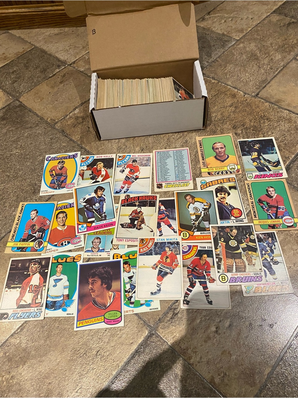Vintage box of over 200 hockey cards which are mostly 1970’s with some stars